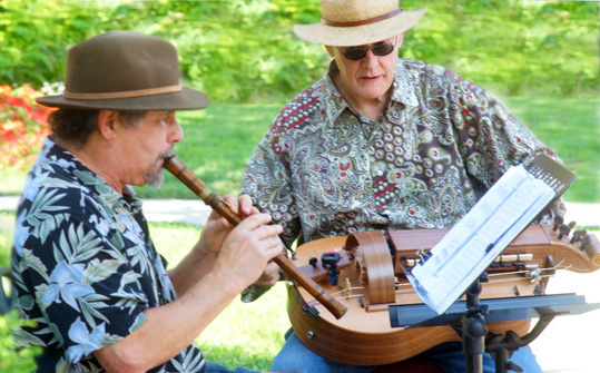 Recorder and hurdy gurdy