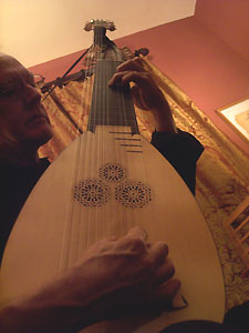 baroque theorbo